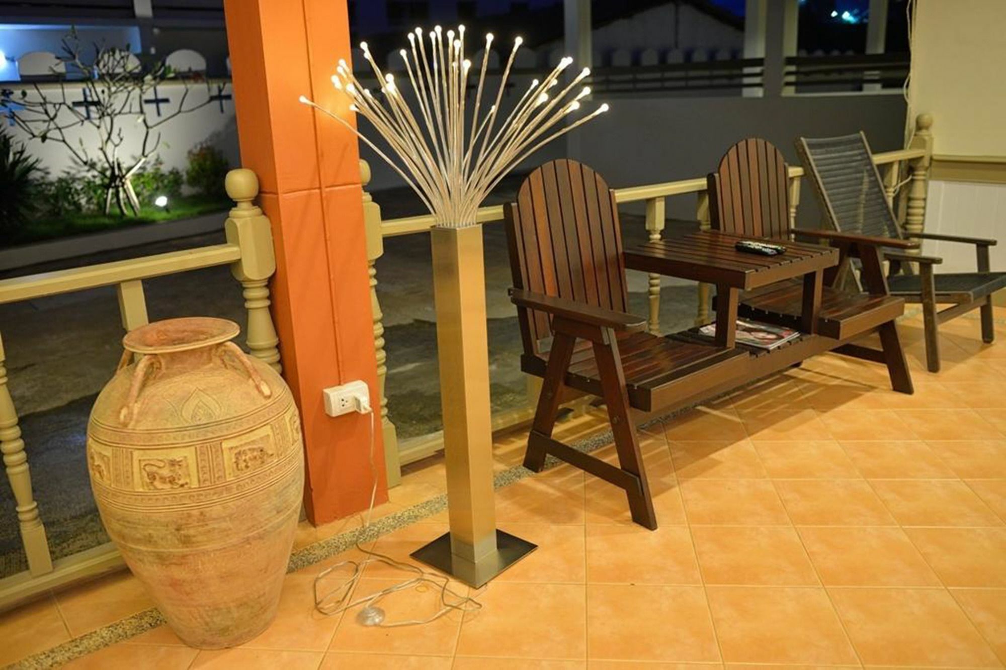 Sleep Station Hotell Surat Thani Eksteriør bilde